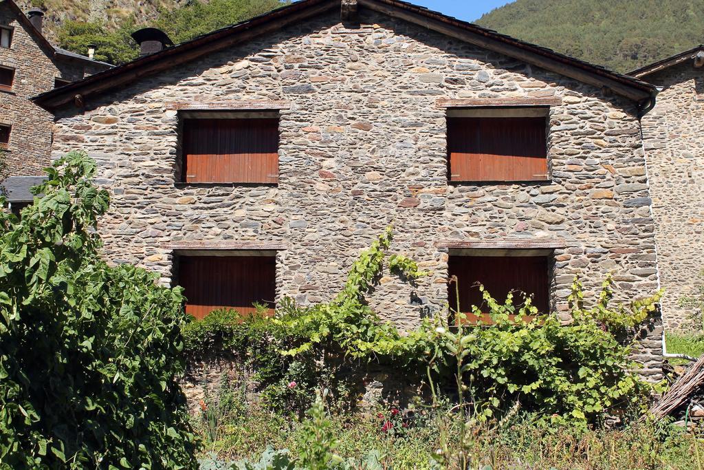 Apartaments Turístics Vilaró Llorts Exterior foto